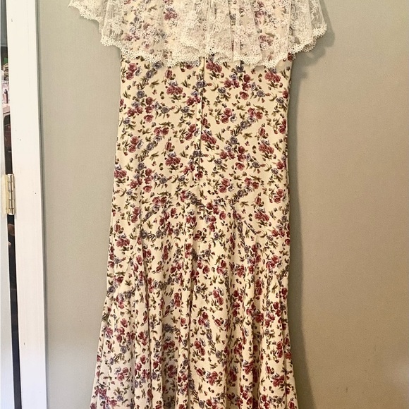 Floral Dress with Lace Overlay Sz S - Picture 7 of 10